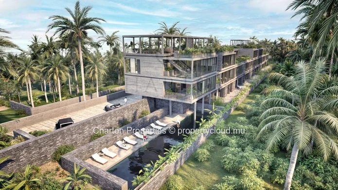 3-bedroom en suite apartment with unobstructed lagoon view in Roches Noires