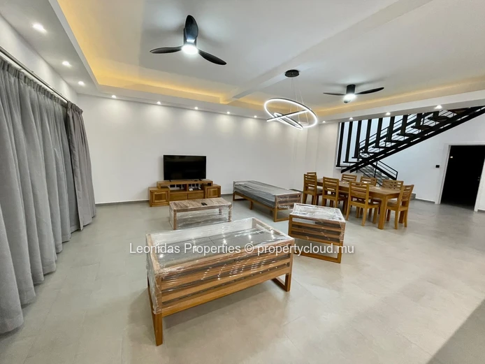 Magnifique villa neuve de 4 chambres en suites 