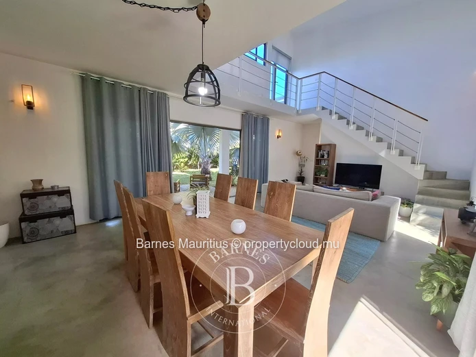GROS BOIS - Single-Storey Home with Mezzanine - 200 m²