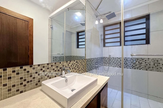 Appartement d'exception avec vue panoramique à 180° sur l'océan