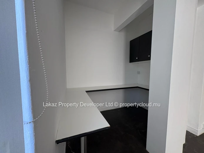 Furnished Office for Rent in Calebasses 35m²