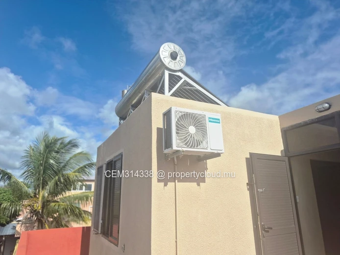 6 Chambres Grande Maison Meublée à Vendre – Trois Bras, Petit Raffray 