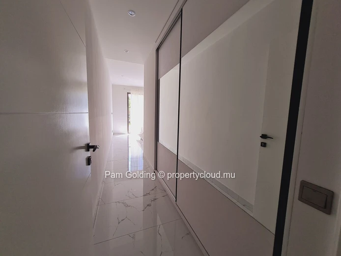 Grand Baie – Appartement à louer – Pam Golding Mauritius
