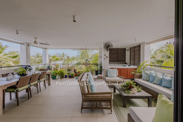 Penthouse de luxe 3 chambres face à la plage à Pereybere – Accès privé à la plage au AO Residences