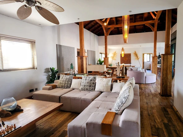 4 Bedroom Villa