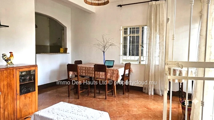 Mison de 3 chambres meublé en vente Beau Bassin 