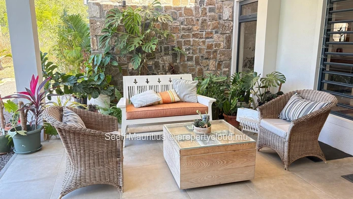 Island Luxury Redefined Awaits You_Belouguet