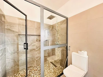 4 Bedroom Apartment