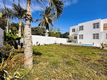 5 Bedroom Villa