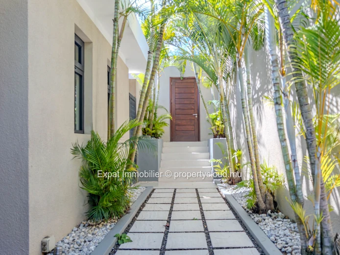 4-Bedroom Villa For Sale In Casasola 2 – Péreybère