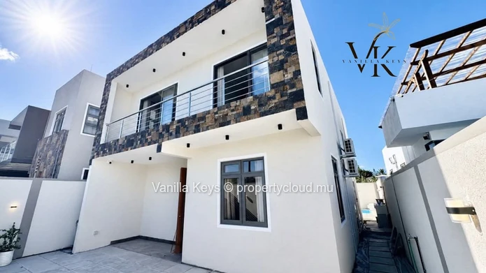 Furnished 3-Bedroom Townhouse for Rent in Calodyne