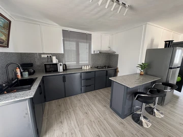 3 Bedroom Townhouse, Duplex