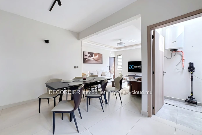 À Louer – Bel Appartement À Roches Brunes