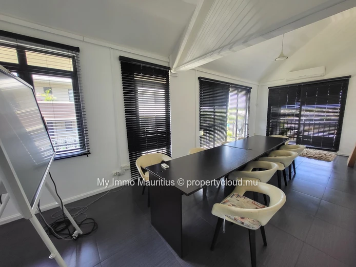 Office Building for Rent – Grand Baie