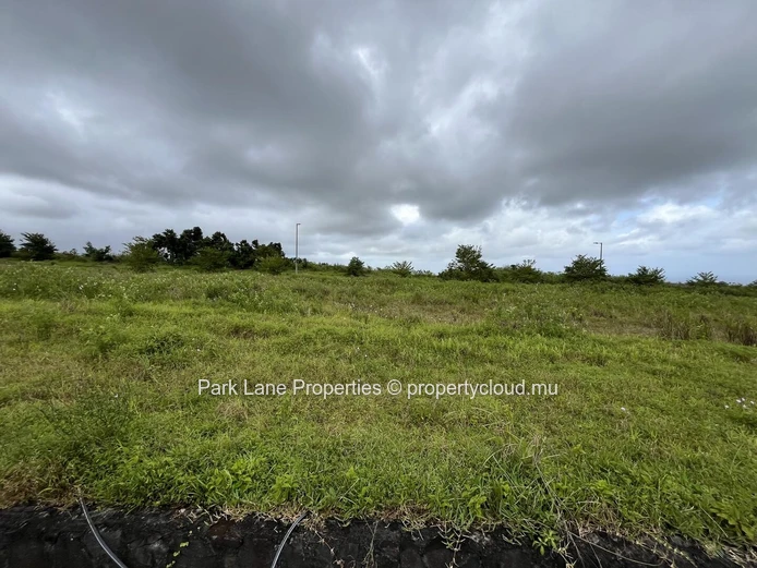 Residential Plot in the Prestigious Avalon Golf Estate
