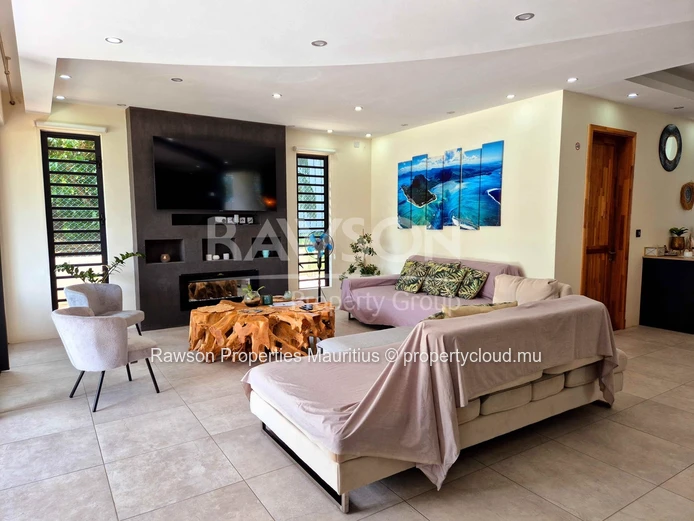 3 Bedroom House For Sale in La Gaulette