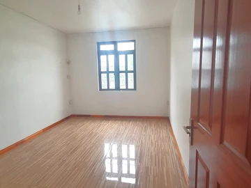 8 Bedroom House