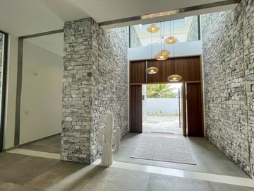 4 Bedroom Villa
