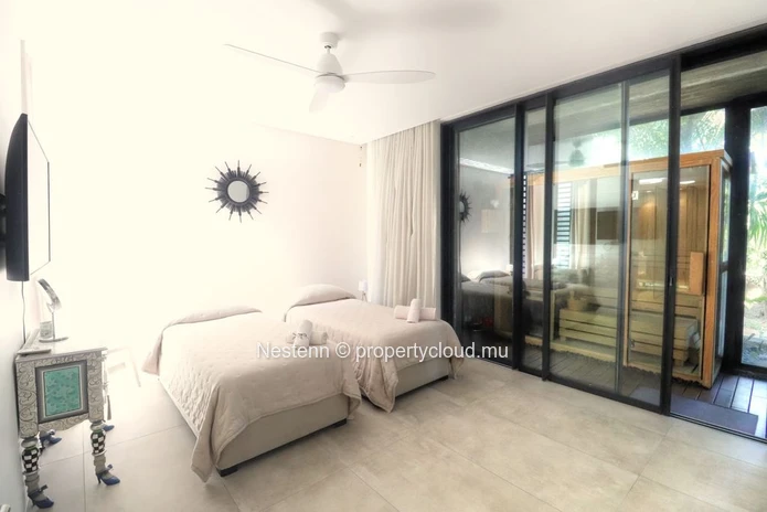Beachfront Appartment: Luxury Coastal Living in Péreybère