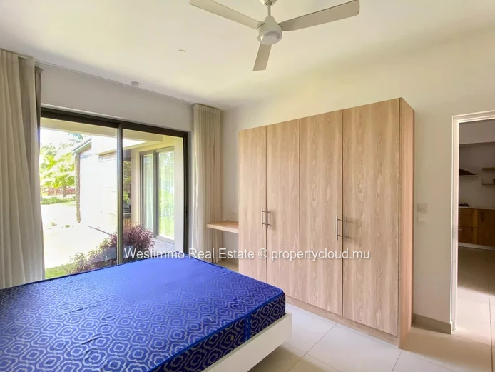 GRAND GAUBE - Magnificent modern duplex on the edge of the Barachois