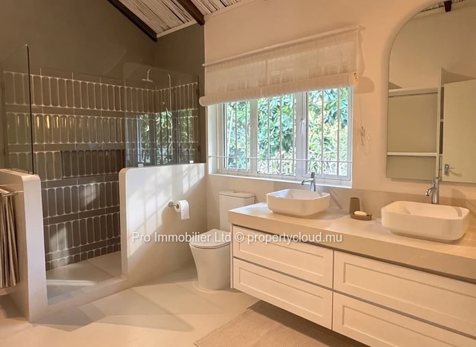 Elegant Renovated Villa for Rent , Calodyne