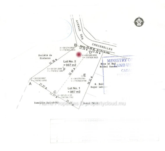 Terrain résidentiel de 967m² à vendre à Pereybere