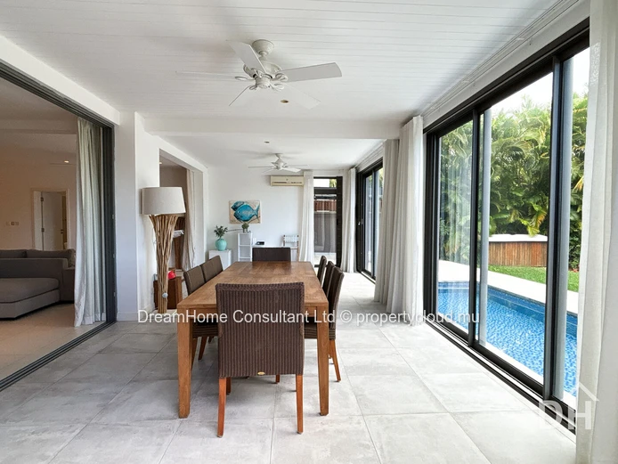 Appartement de luxe 4 chambres au bord de l'eau à louer à La Balise Marina, Rivière Noire