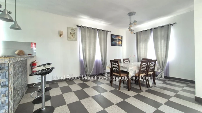 100m2 flat for rent in Grand Baie !