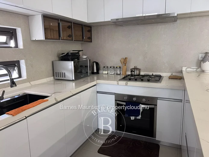 BELLE MARE -Lake View - 4 bedrooms
