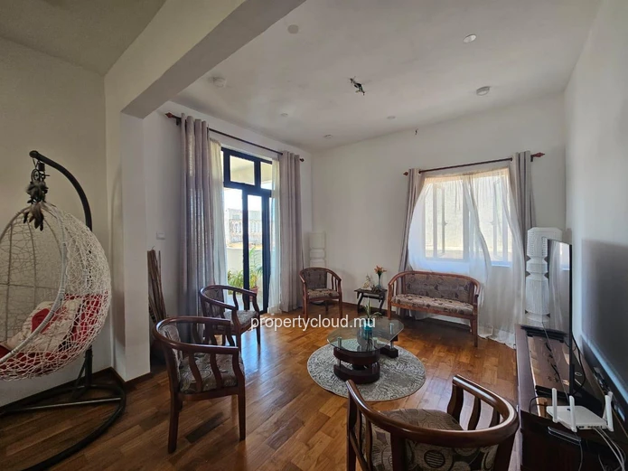 ? À LOUER – Grand appartement 3 chambres avec terrasse et roof top, vue panoramique, a Calodyne