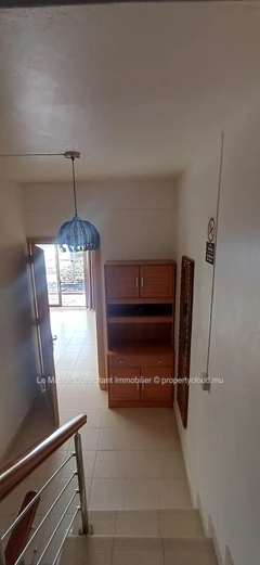 3-bedroom triplex with sea and mountain views - Sold furnished and equipped