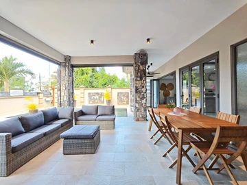 4 Bedroom Villa