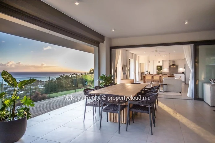 Villa d'exception vue mer panoramique à louer – La Tourelle