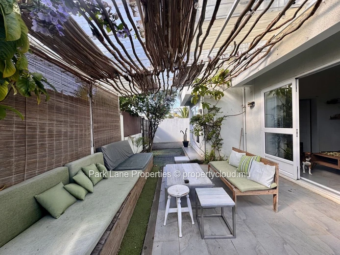 Charming 2 beds apartment close to all amenities