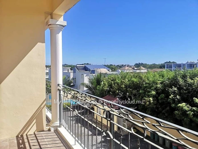 2 bedrooms apartment Pereybère