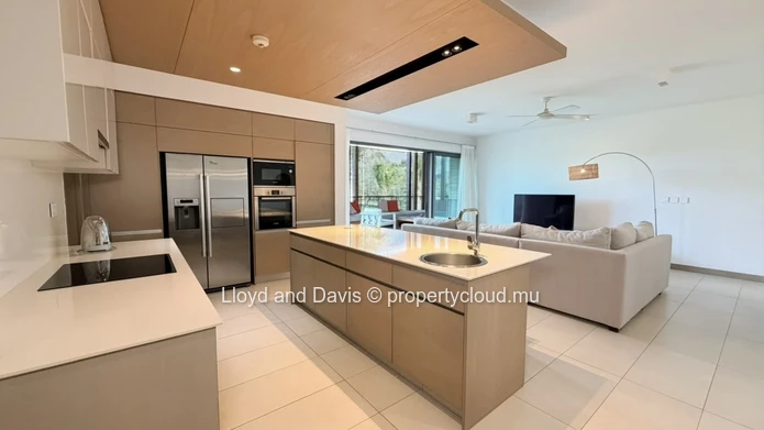 Luxury Apartment with Golf Course Views