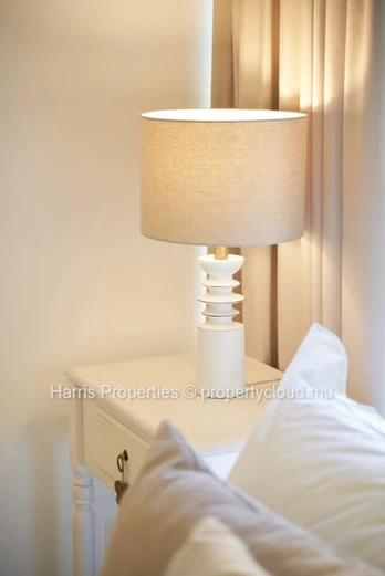 Appartement R+2 – Pointe aux Canonniers (à 2 minutes en voiture de la plage de Mont Choisy)