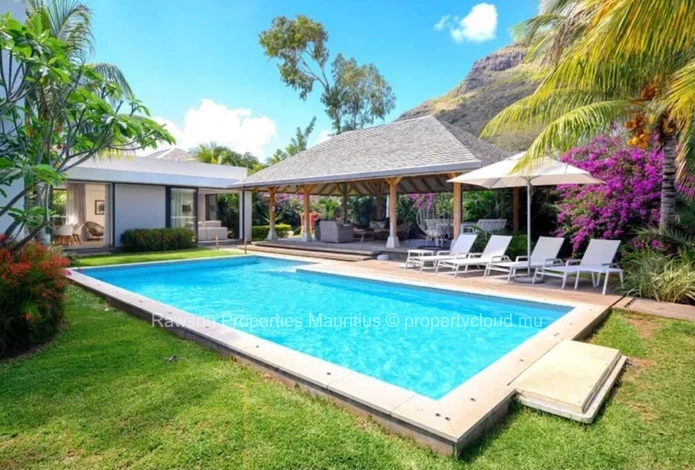 4 Bedroom Villa For Sale In Grande Rivière Noire