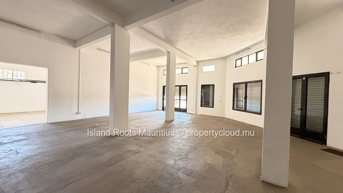 Commercial Space in a Prime Location in The Vale