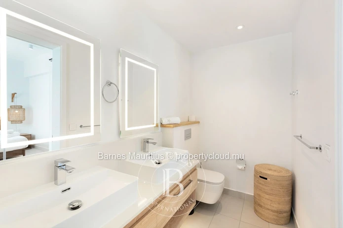 GRAND GAUBE - Luxury Seafront Living - 3 bedrooms