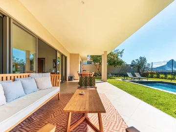 4 Bedroom Villa
