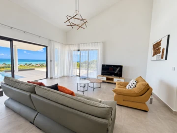 4 Bedroom Villa