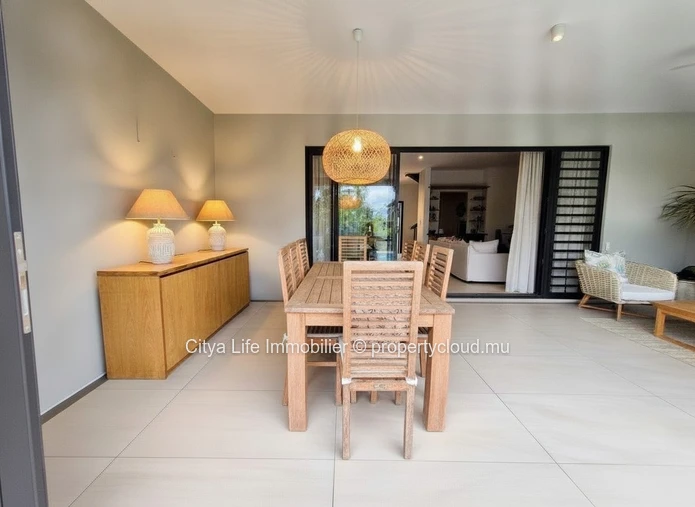 Duplex meublé de 3 chambres avec piscine privée à Beau Plan