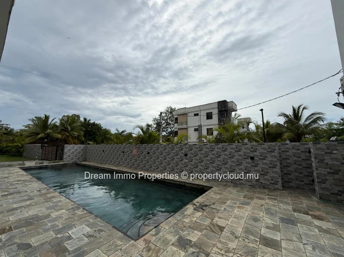 Superb Furnished Apartment Just Steps From The Beach In Pereybere – Mauritius