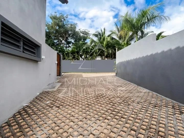 3 Bedroom Townhouse, Duplex