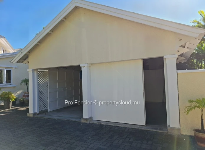 House for sale in Bon Espoir - Family residence in a Secure and Beautifully Maintained Morcellement