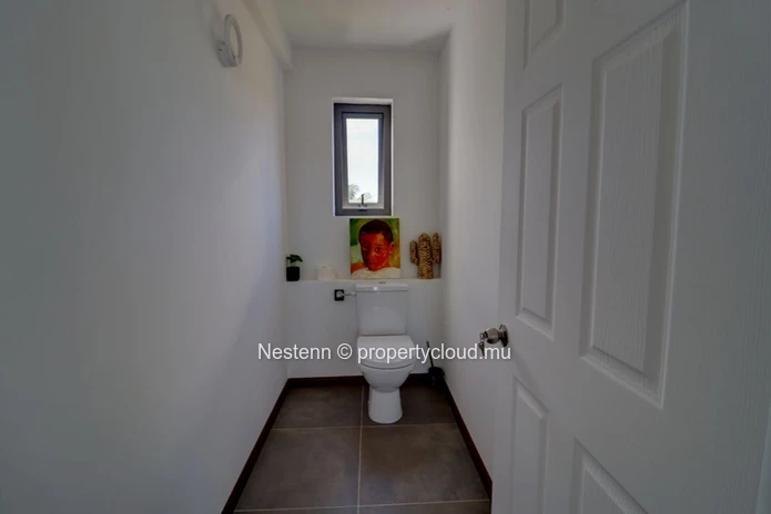Penthouse de 3 chambres avec son toit terrasse et une belle vue à 180 degrés 
