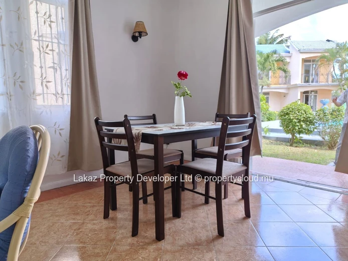 Duplex meublé de 100 m² avec piscine à louer à Mont Choisy