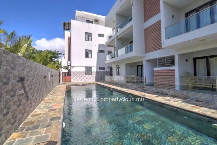 Appartement moderne de 3 chambres à deux pas de la plage 