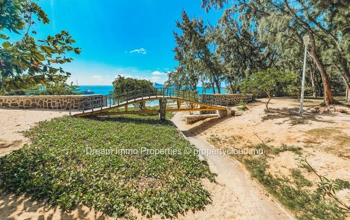 Plage A Pieds !  Appartements 1 Ch Avec Bonne Rentabilité Au Nord De L'ile Maurice